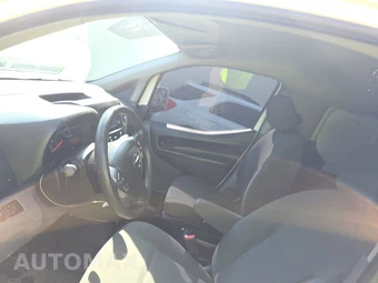 2019 Nissan NV200 Compact Cargo SV 115.2" WB - miniatura 17