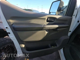 2019 Nissan NV2500 HD Cargo S High Roof 146.1" WB - miniatura 9