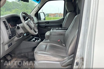2019 Nissan NV2500 HD Cargo SV High Roof 146.1" WB - miniatura 10