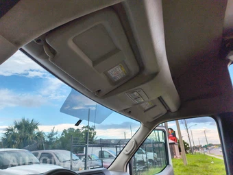 2019 Nissan NV2500 HD Cargo SV High Roof 146.1" WB - miniatura 18