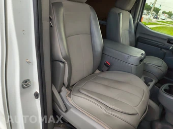 2019 Nissan NV2500 HD Cargo SV High Roof 146.1" WB - miniatura 9
