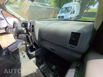 2019 Nissan NV2500 HD Cargo SV High Roof 146.1" WB - miniatura 18