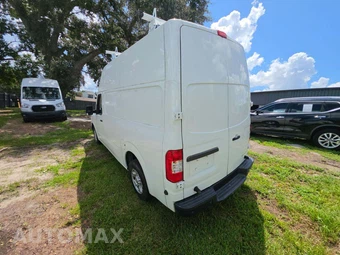 2019 Nissan NV2500 HD Cargo SV High Roof 146.1" WB - miniatura 2