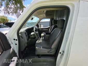 2019 Nissan NV2500 HD Cargo SV High Roof 146.1" WB - miniatura 6