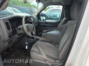 2019 Nissan NV2500 HD Cargo SV Standard Roof 146.1" WB - miniatura 7