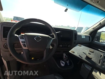 2019 Nissan NV3500 HD Cargo S High Roof 146.1" WB - miniatura 11