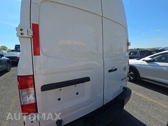 2019 Nissan NV3500 HD Cargo S High Roof 146.1" WB - miniatura 17
