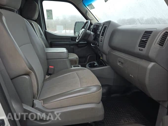 2019 Nissan NV3500 HD Cargo SV Standard Roof 146.1" WB - miniatura 8