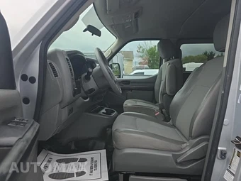 2019 Nissan NV3500 HD Passenger S 146.1" WB - miniatura 13