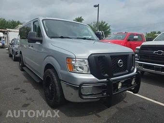 2019 Nissan NV3500 HD Passenger S 146.1" WB - miniatura 3