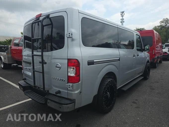 2019 Nissan NV3500 HD Passenger S 146.1" WB - miniatura 4