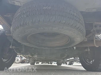 2019 Nissan NV3500 HD Passenger S 146.1" WB - miniatura 7