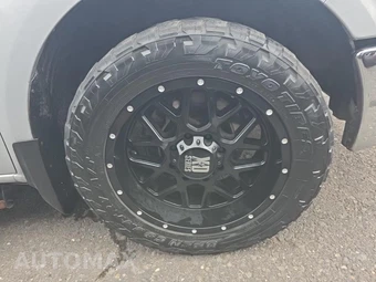 2019 Nissan NV3500 HD Passenger S 146.1" WB - miniatura 9