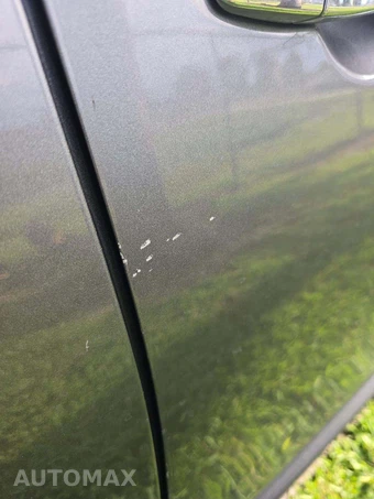 2019 Nissan Pathfinder S - miniatura 27