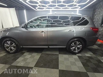 2019 Nissan Pathfinder S – miniatura 3