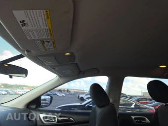 2019 Nissan Pathfinder S – miniatura 18