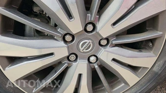 2019 Nissan Pathfinder S – miniatura 27