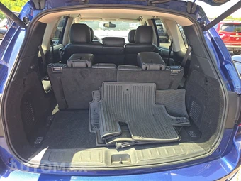 2019 Nissan Pathfinder SL - miniatura 17