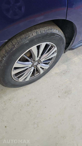 2019 Nissan Pathfinder SL - miniatura 29