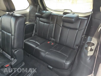 2019 Nissan Pathfinder SL – miniatura 14