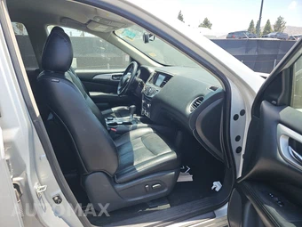 2019 Nissan Pathfinder SL – miniatura 8