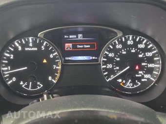 2019 Nissan Pathfinder SL – miniatura 9