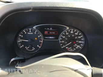 2019 Nissan Pathfinder SL – miniatura 12