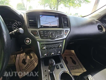 2019 Nissan Pathfinder SL – miniatura 10
