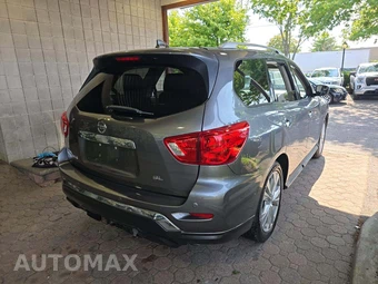 2019 Nissan Pathfinder SL – miniatura 3