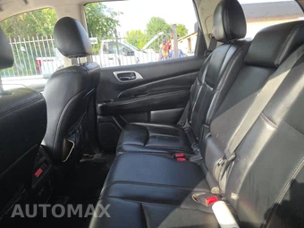 2019 Nissan Pathfinder SL – miniatura 13