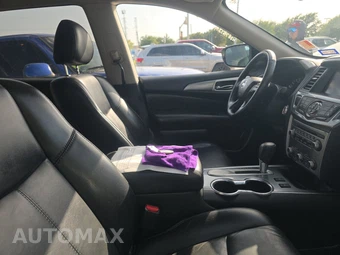 2019 Nissan Pathfinder SL – miniatura 8