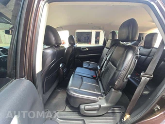 2019 Nissan Pathfinder SL – miniatura 13
