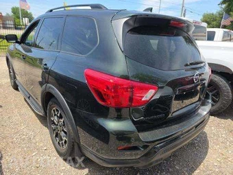 2019 Nissan Pathfinder SL - miniatura 2