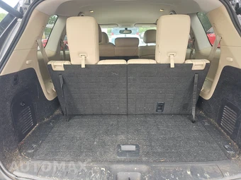 2019 Nissan Pathfinder SL - miniatura 17