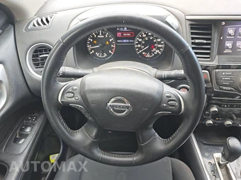 2019 Nissan Pathfinder SV - miniatura 10