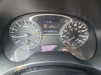 2019 Nissan Pathfinder SV – miniatura 12