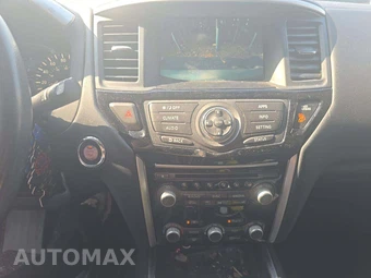 2019 Nissan Pathfinder SV – miniatura 7