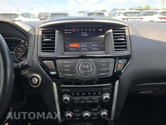 2019 Nissan Pathfinder SV – miniatura 10