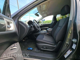 2019 Nissan Pathfinder SV – miniatura 6