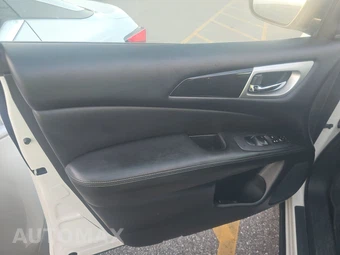 2019 Nissan Pathfinder SV - miniatura 9