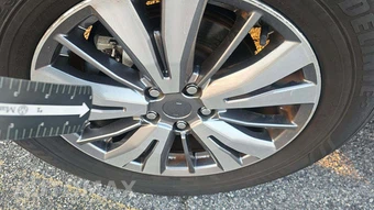 2019 Nissan Pathfinder SV – miniatura 36