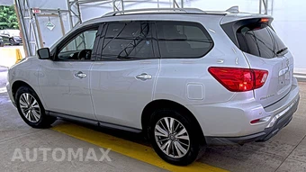 2019 Nissan Pathfinder SV - miniatura 6