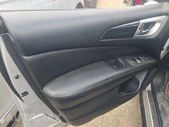 2019 Nissan Pathfinder SV – miniatura 9