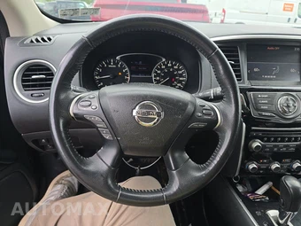 2019 Nissan Pathfinder SV - miniatura 10