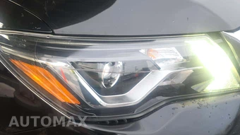 2019 Nissan Pathfinder SV - miniatura 25