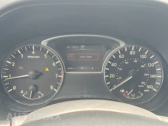 2019 Nissan Pathfinder SV – miniatura 12