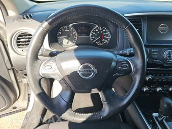 2019 Nissan Pathfinder SV – miniatura 10