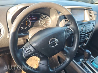 2019 Nissan Pathfinder SV - miniatura 10