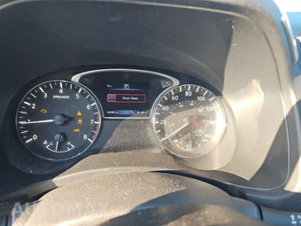 2019 Nissan Pathfinder SV - miniatura 12