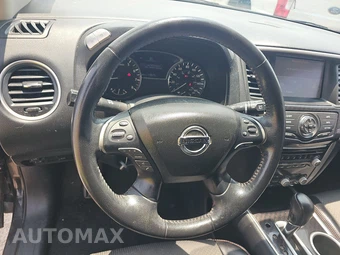 2019 Nissan Pathfinder SV - miniatura 10